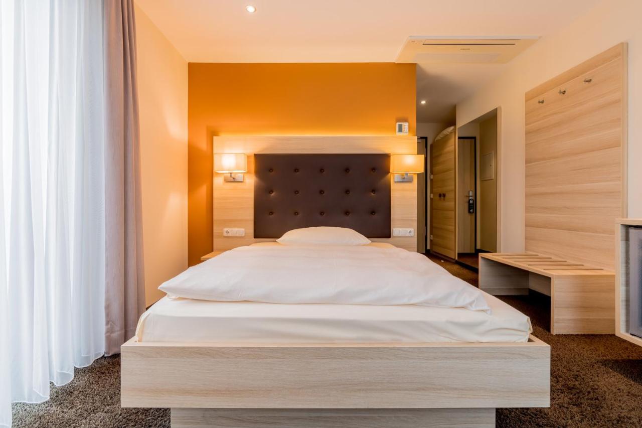 Hotel Bacchus Μπενσχάιμ Εξωτερικό φωτογραφία