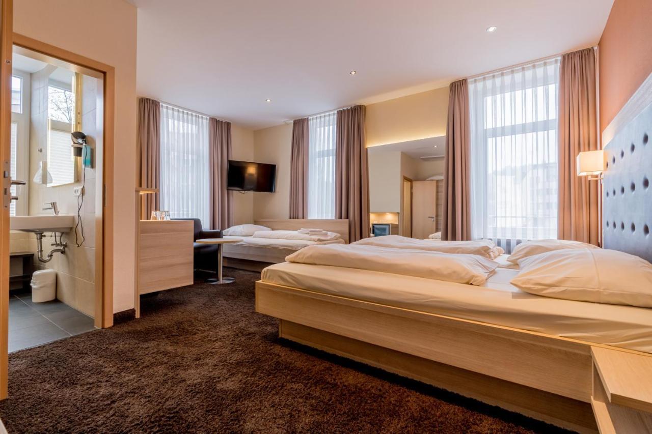 Hotel Bacchus Μπενσχάιμ Εξωτερικό φωτογραφία